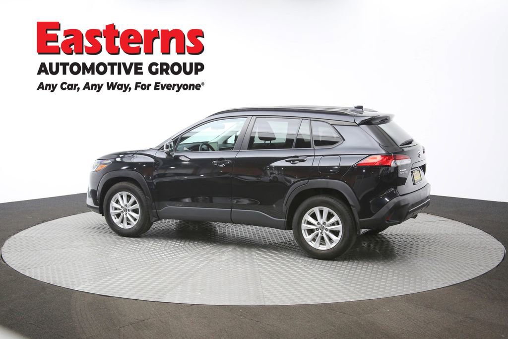 Used 2022 Toyota Corolla Cross LE image 61