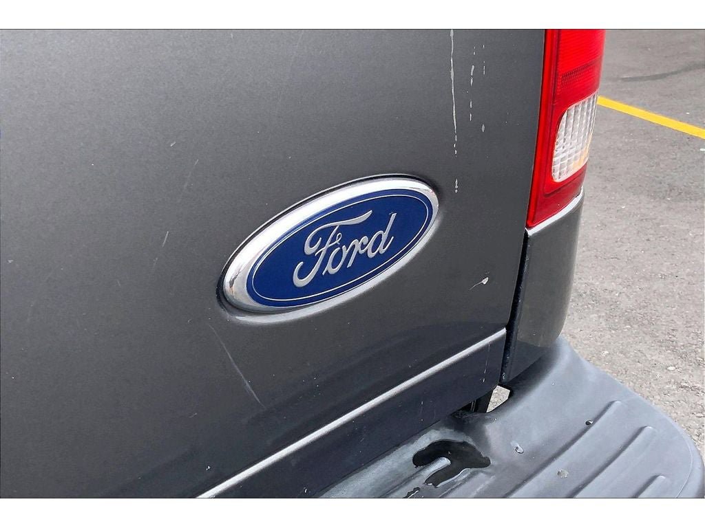 Used 2005 Ford F350 XLT AWD/4WD image 32