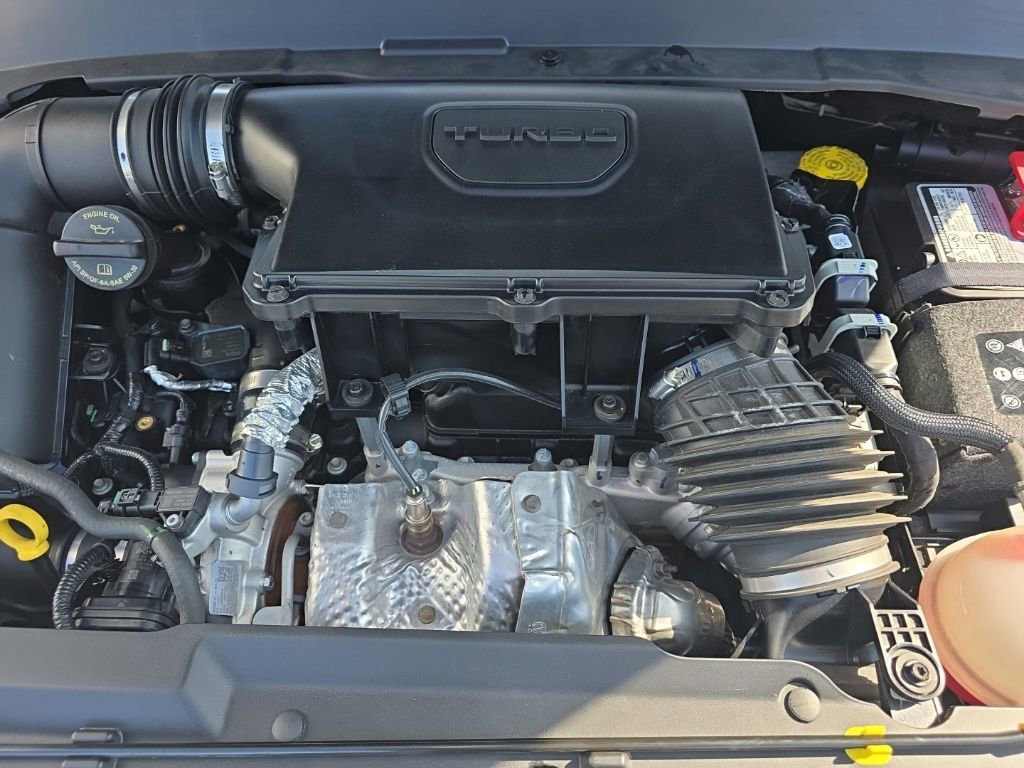 Used 2025 Jeep Compass Latitude image 29