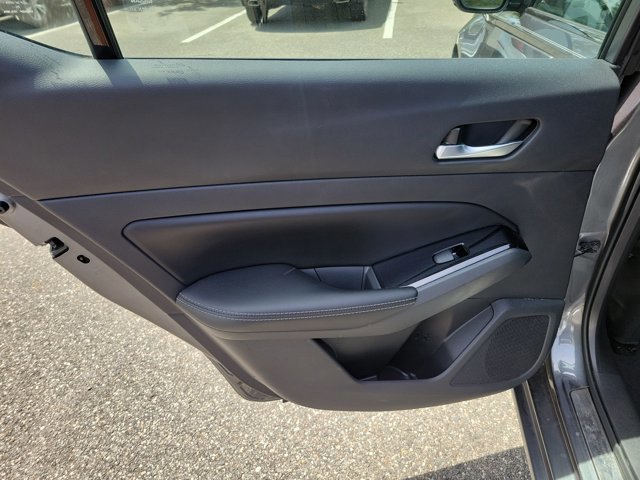 Used 2021 Nissan Altima 2.5 SL FWD image 11