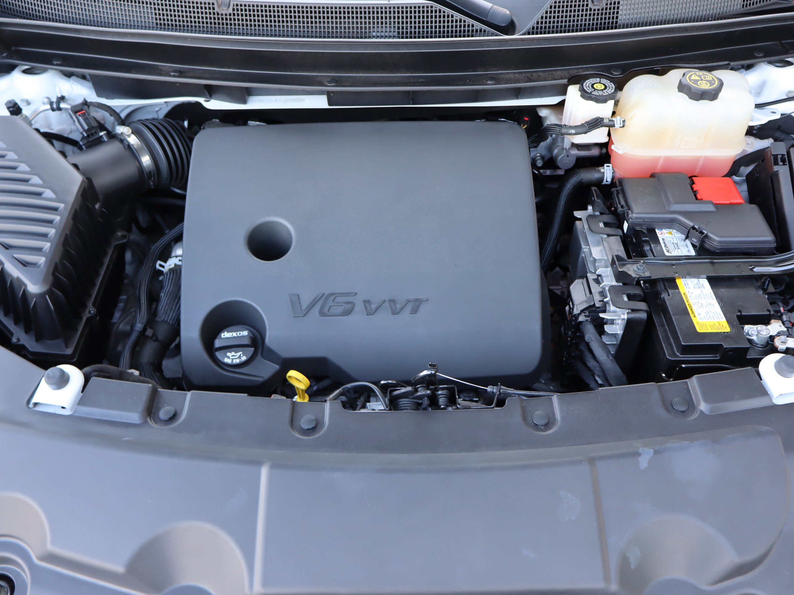 Used 2023 Chevrolet Traverse LT FWD image 43