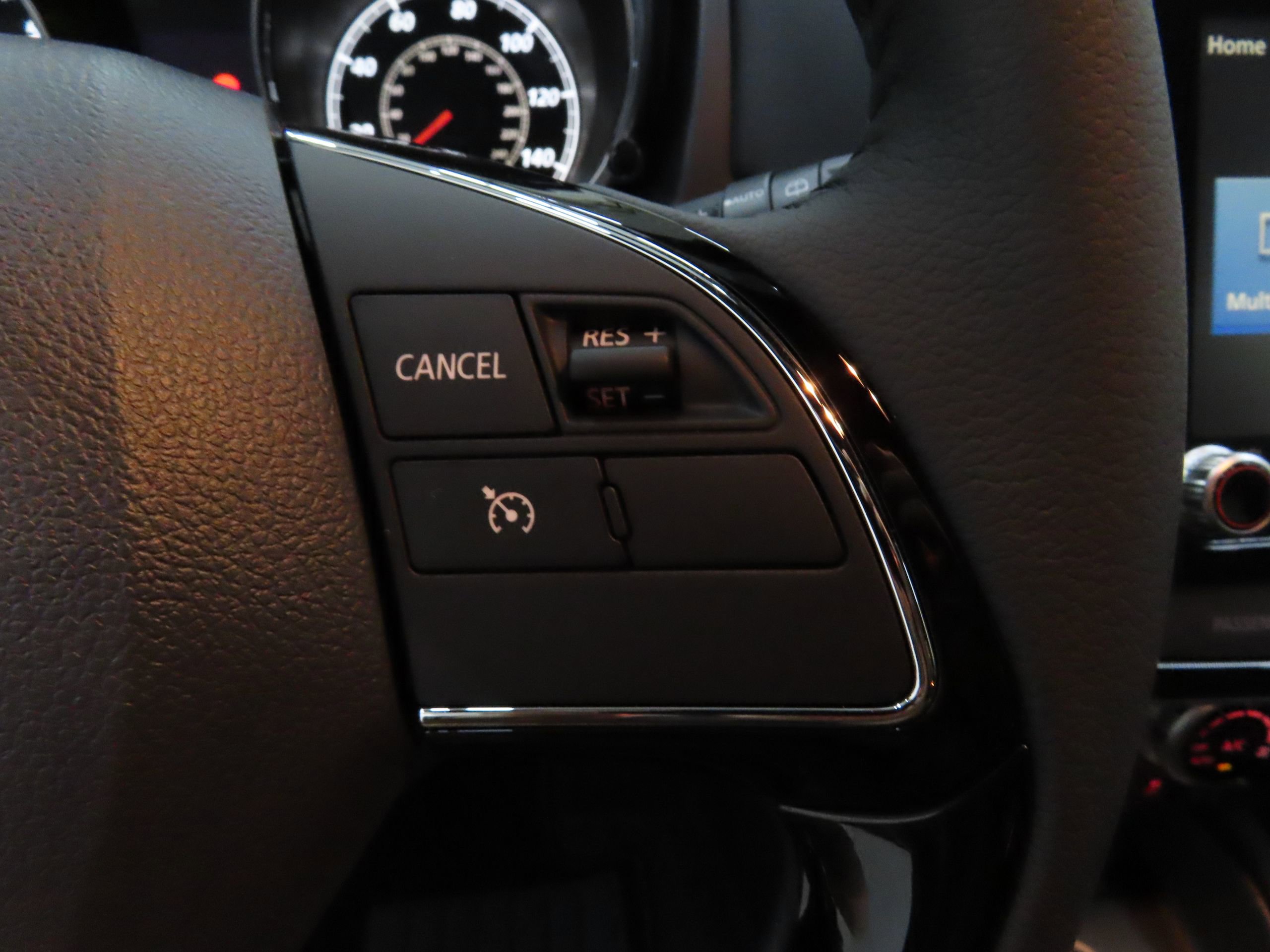 New 2025 Mitsubishi Outlander Sport SEL AWD/4WD image 13