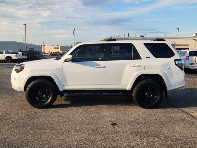 Used 2023 Toyota 4Runner SR5 Premium w/ Moonroof Package AWD/4WD image 4