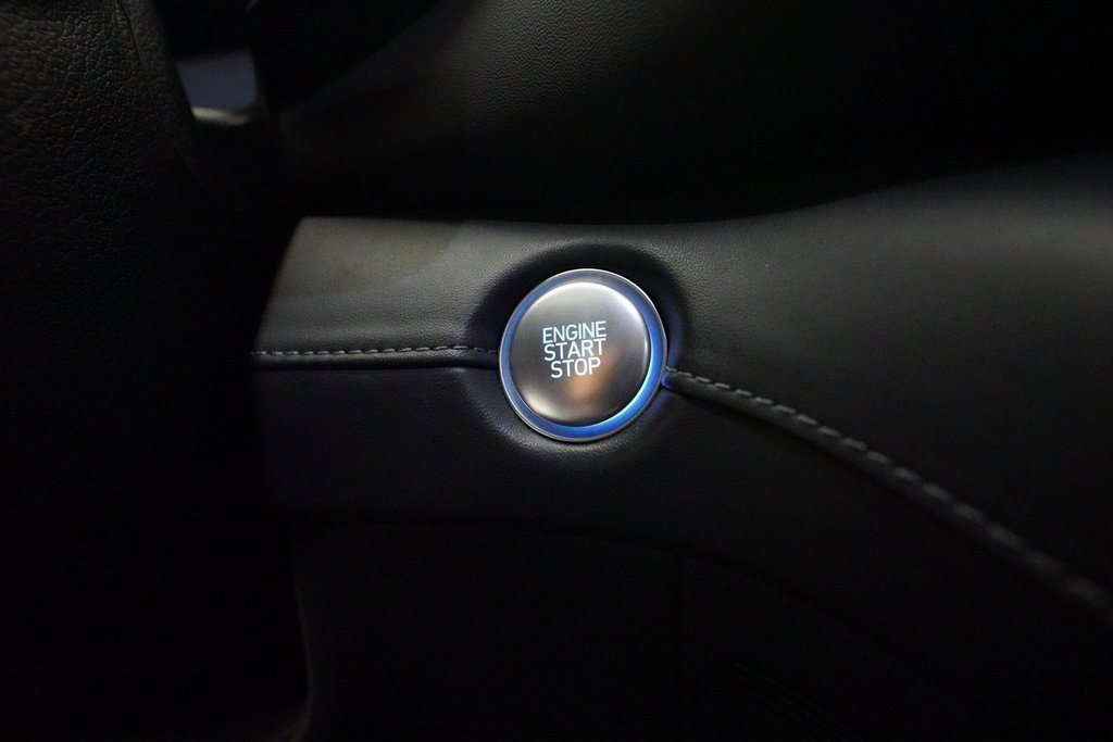 Used 2023 Hyundai Santa Fe SEL w/ Premium Package image 31