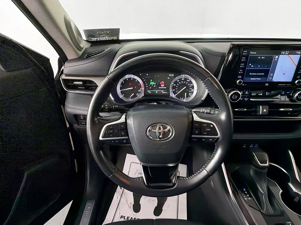 Used 2022 Toyota Highlander Limited image 11