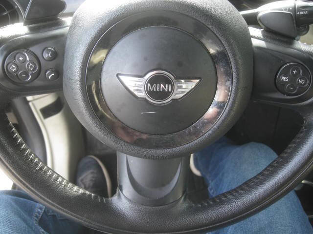 Used 2011 MINI Cooper Clubman S image 24