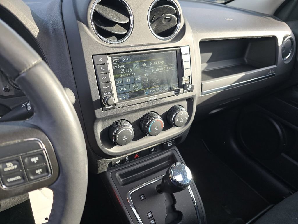 Used 2015 Jeep Patriot Latitude w/ Sun/Sound Group image 25