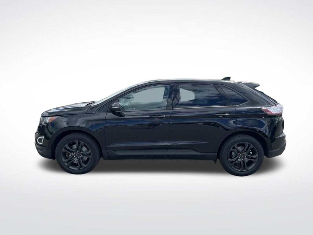 Used 2018 Ford Edge SEL w/ Equipment Group 201A AWD/4WD image 2