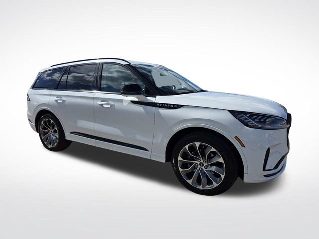 New 2026 Lincoln Aviator 2WD w/ Jet Appearance Package