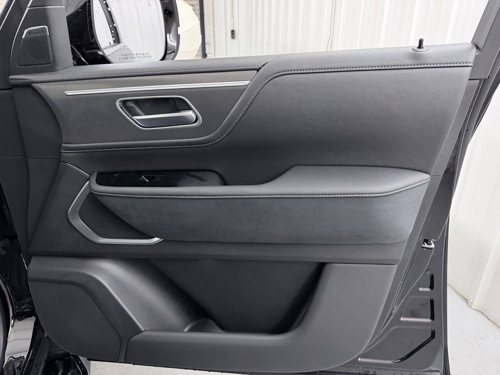 Certified 2026 INFINITI QX80 Luxe w/ Cargo Package RWD image 47