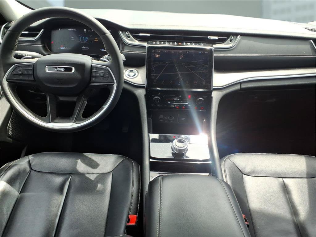 Used 2023 Jeep Grand Cherokee Limited w/ Black Appearance Package RWD image 20