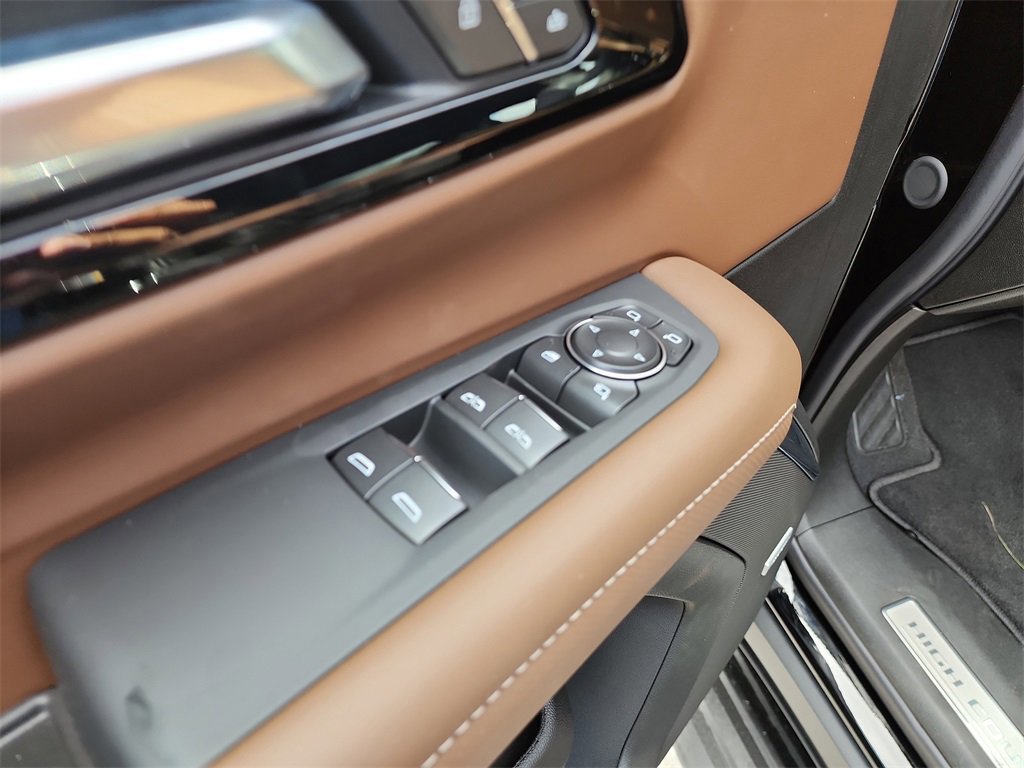 New 2026 Chevrolet Tahoe High Country image 17