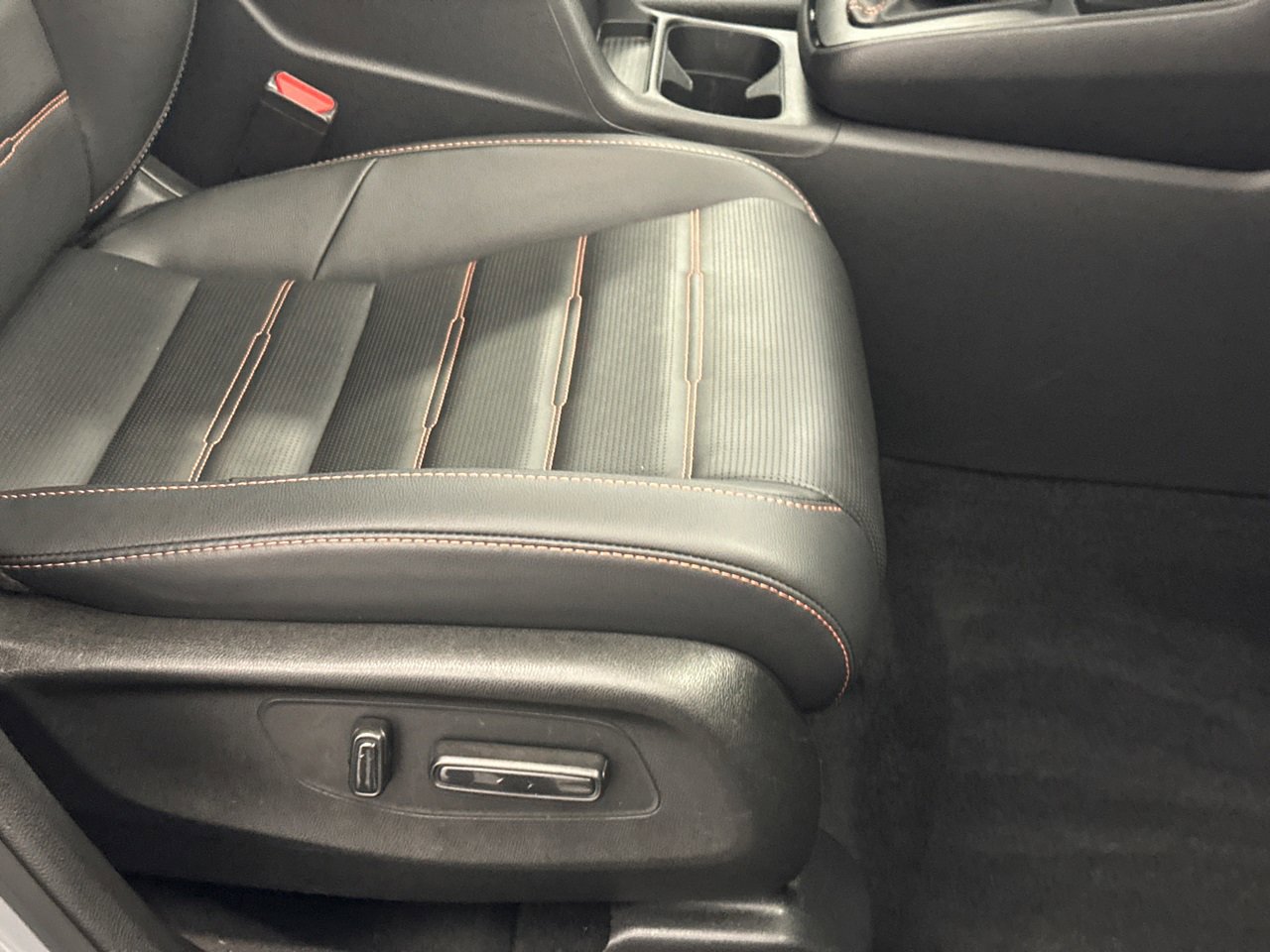 Used 2023 Honda CR-V Sport Touring image 13