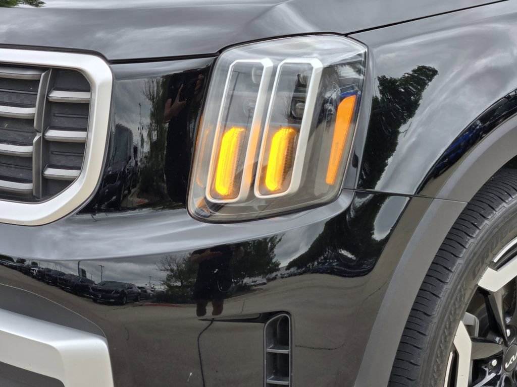 Used 2024 Kia Telluride S w/ S Sunroof Package FWD image 15