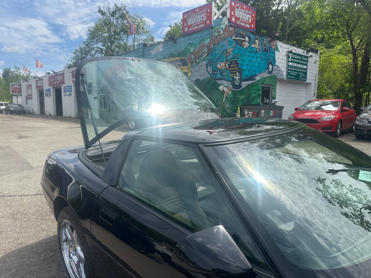 Used 1995 Chevrolet Corvette Coupe RWD image 14