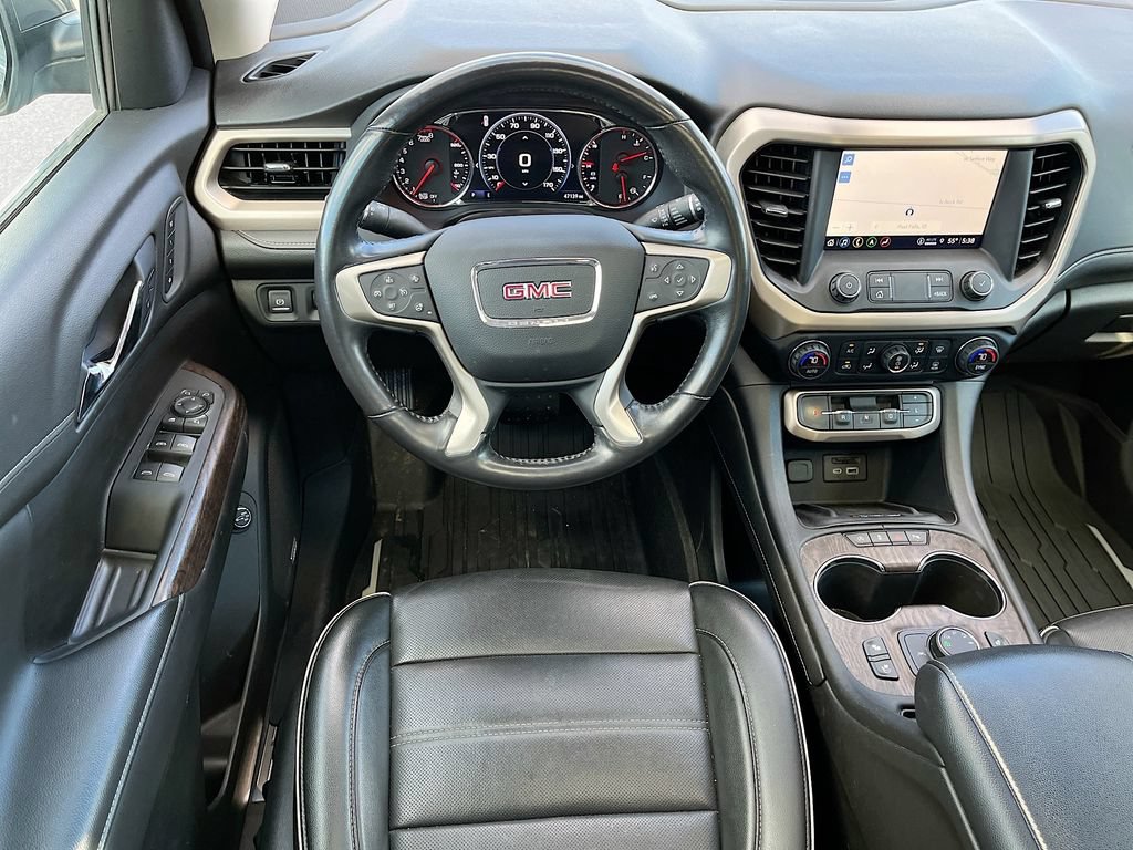 Used 2021 GMC Acadia Denali w/ Denali Ultimate Package AWD/4WD image 22