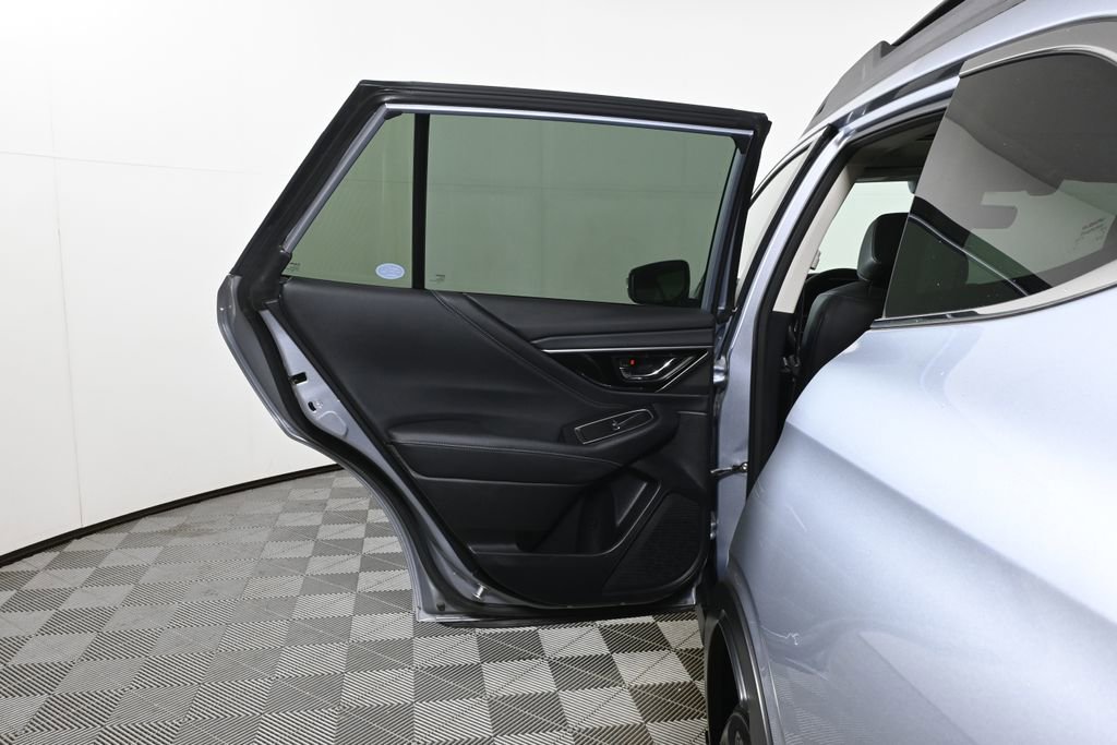 Used 2022 Subaru Outback Limited image 33