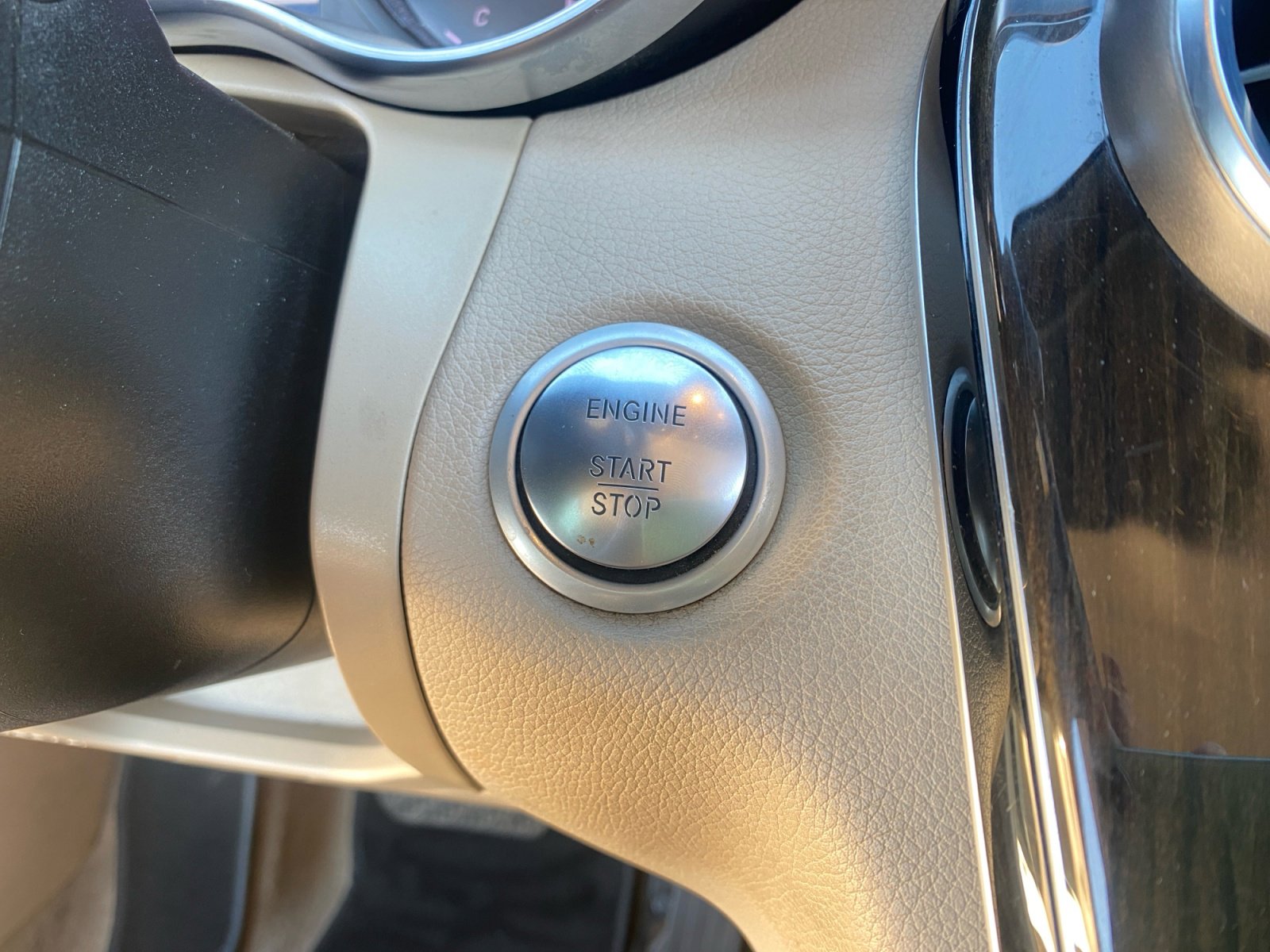 Used 2018 Mercedes-Benz C 300 Cabriolet image 29