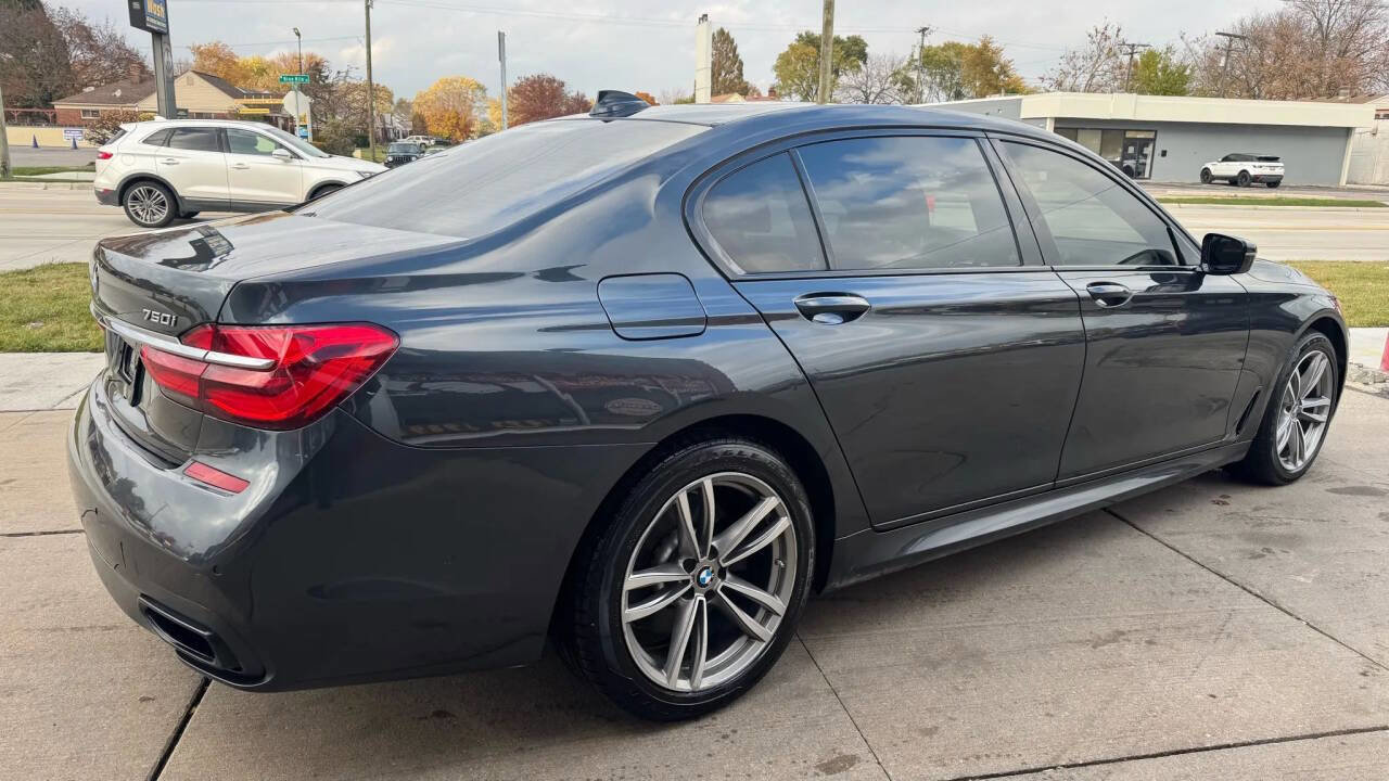 Used 2016 BMW 750i xDrive image 8