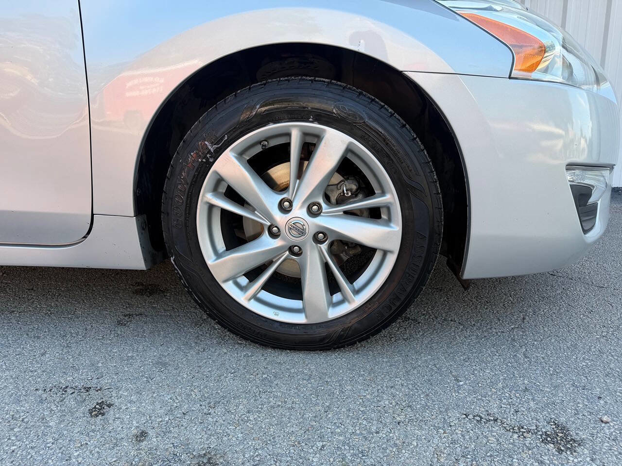 Used 2014 Nissan Altima 2.5 SV FWD image 32