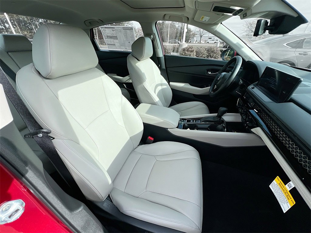 New 2025 Honda Accord EX-L image 29