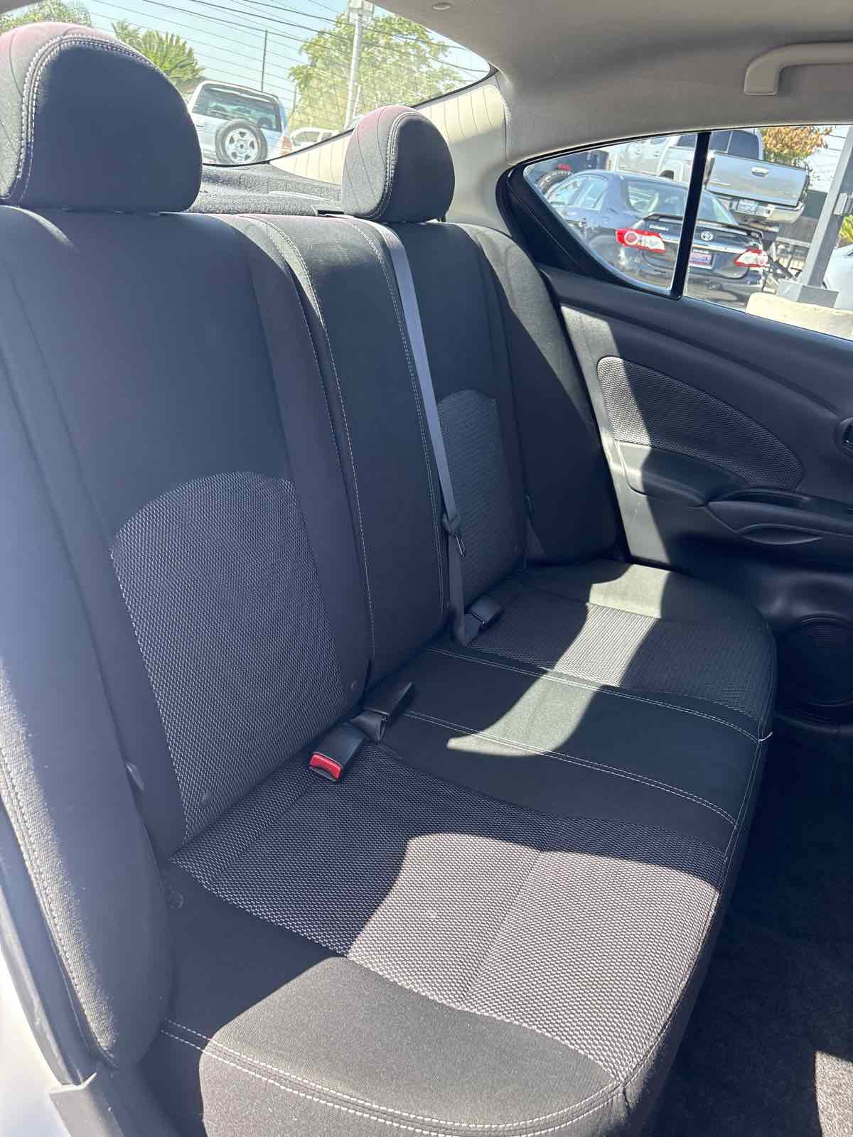 Used 2018 Nissan Versa SV FWD image 11