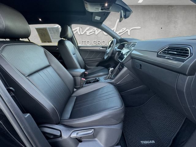 Used 2022 Volkswagen Tiguan SE R-Line FWD image 24