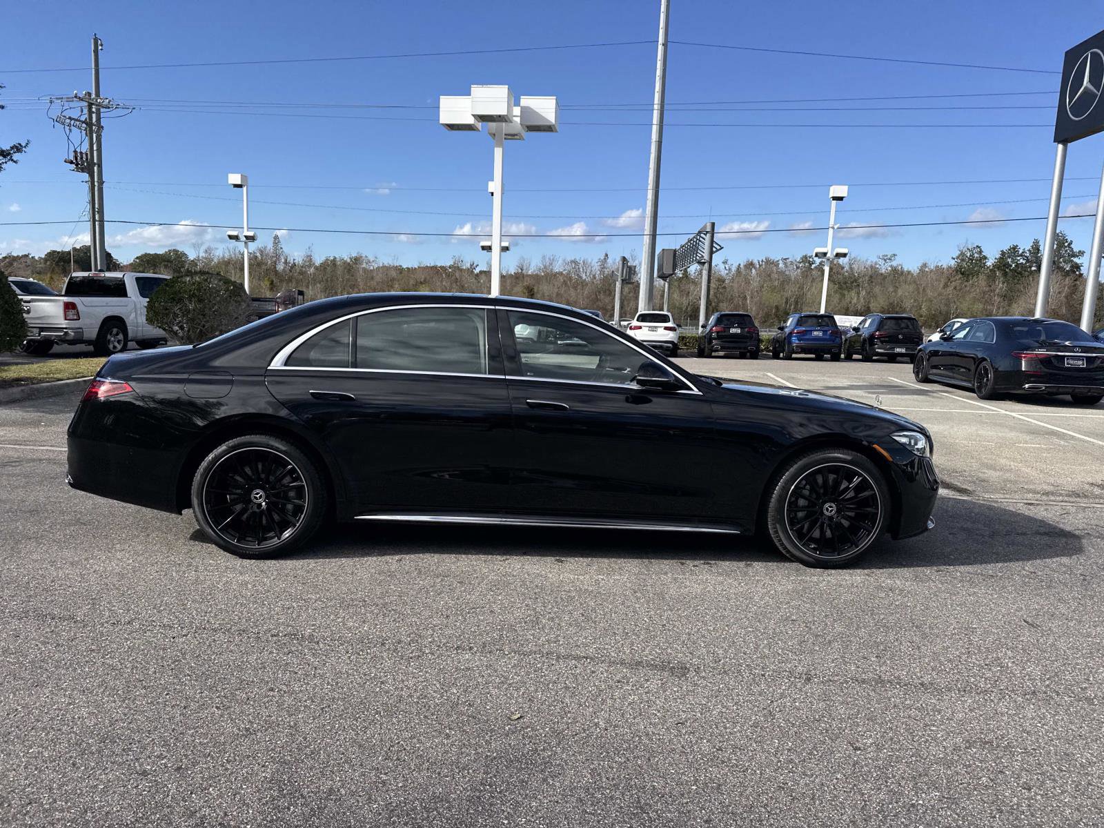New 2026 Mercedes-Benz S 580 4MATIC Sedan image 2