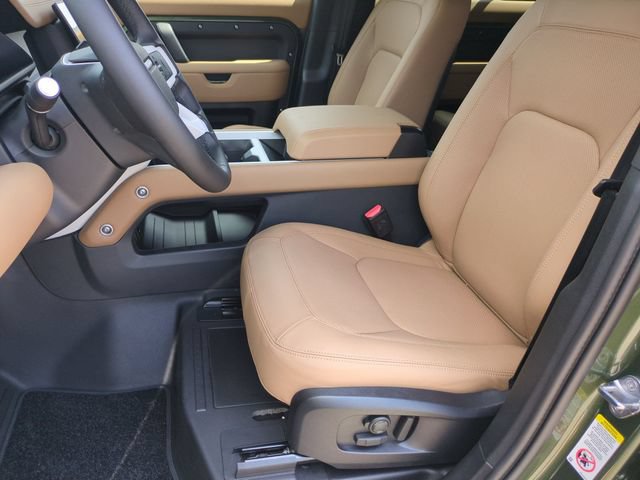 New 2026 Land Rover Defender 110 X-Dynamic SE AWD/4WD image 12
