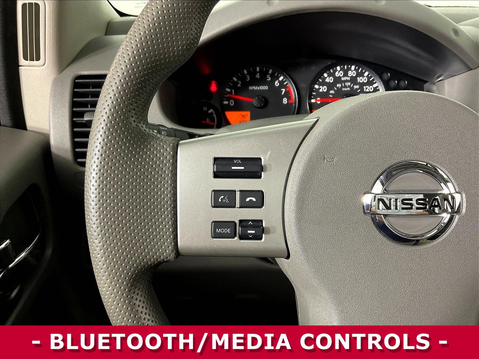 Certified 2021 Nissan Frontier SV w/ Midnight Edition Floor Mats AWD/4WD image 12