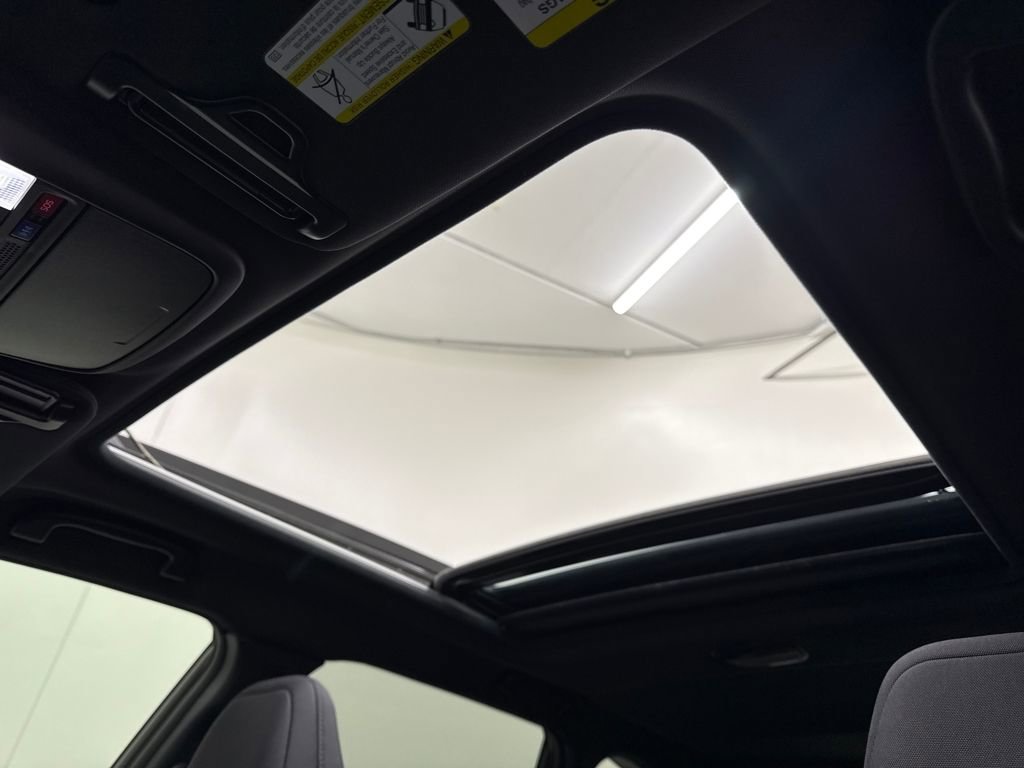 Certified 2025 Subaru Forester Premium image 24