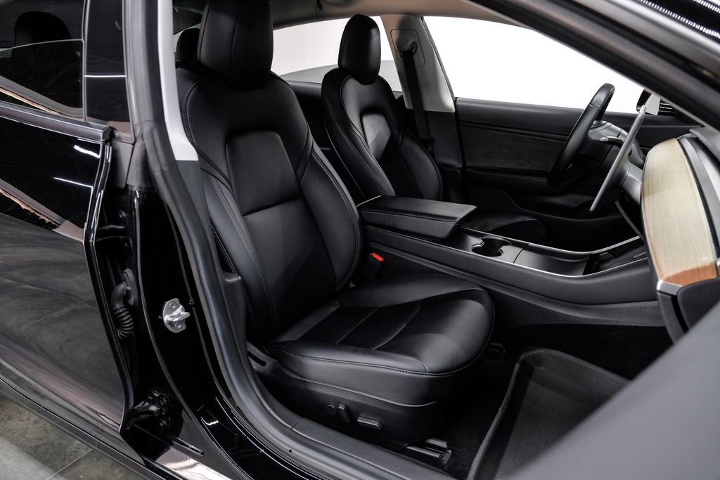 Used 2018 Tesla Model 3 Long Range image 37