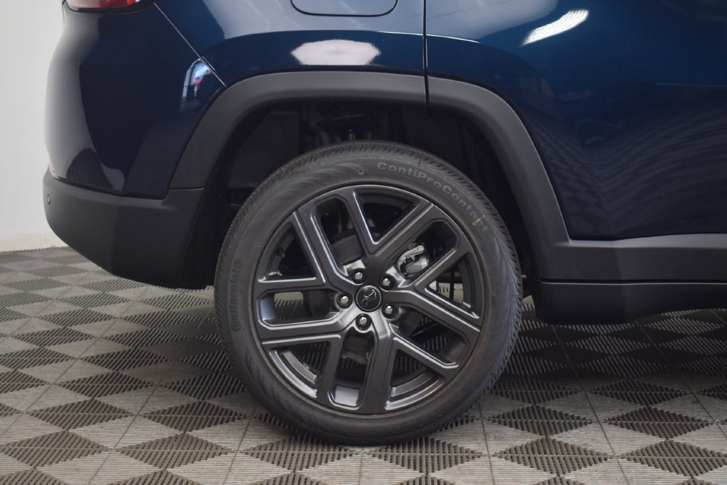 New 2026 Jeep Compass Limited AWD/4WD image 8