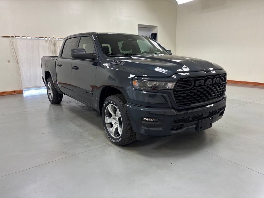 New 2026 RAM 1500 Express AWD/4WD image 2