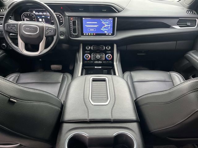 Used 2021 GMC Yukon Denali w/ Denali Premium Package image 14