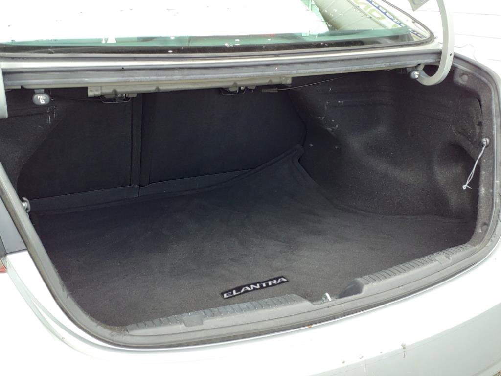 Used 2012 Hyundai Elantra GLS w/ Preferred Pkg 3 image 10
