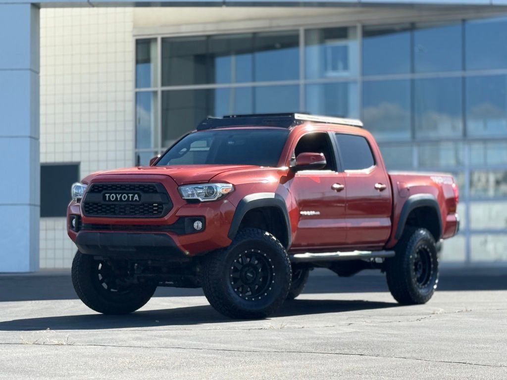 Used 2016 Toyota Tacoma TRD Off-Road w/ Towing Package AWD/4WD image 1