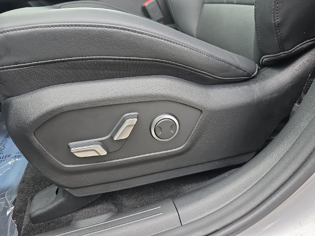 Used 2024 Hyundai Santa Fe XRT AWD/4WD image 43