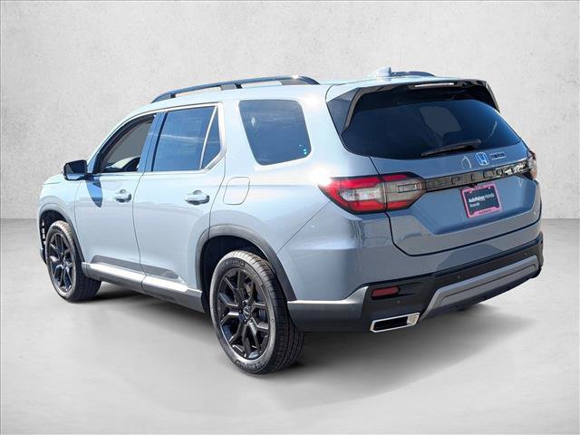 New 2025 Honda Pilot Touring image 8