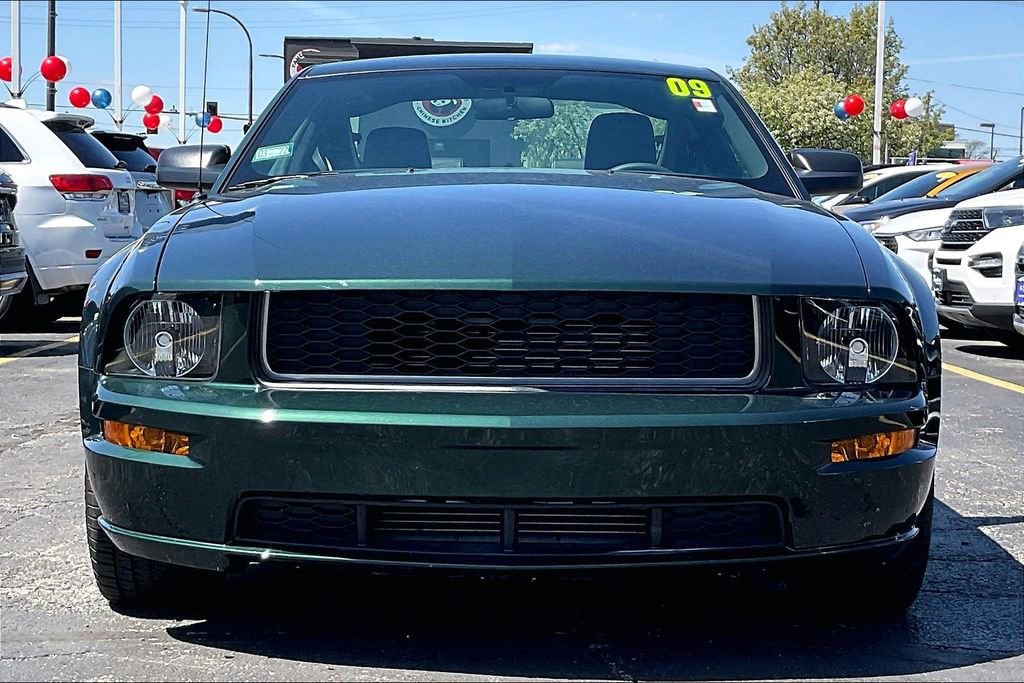 Used 2009 Ford Mustang GT RWD image 2