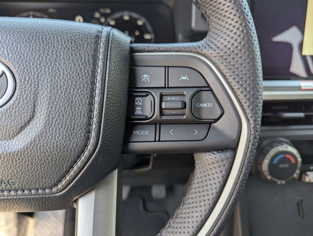 New 2025 Toyota Tacoma TRD Off-Road AWD/4WD image 30