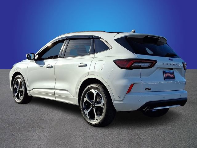 Certified 2023 Ford Escape ST-Line Elite w/ Premium Technology Package image 6