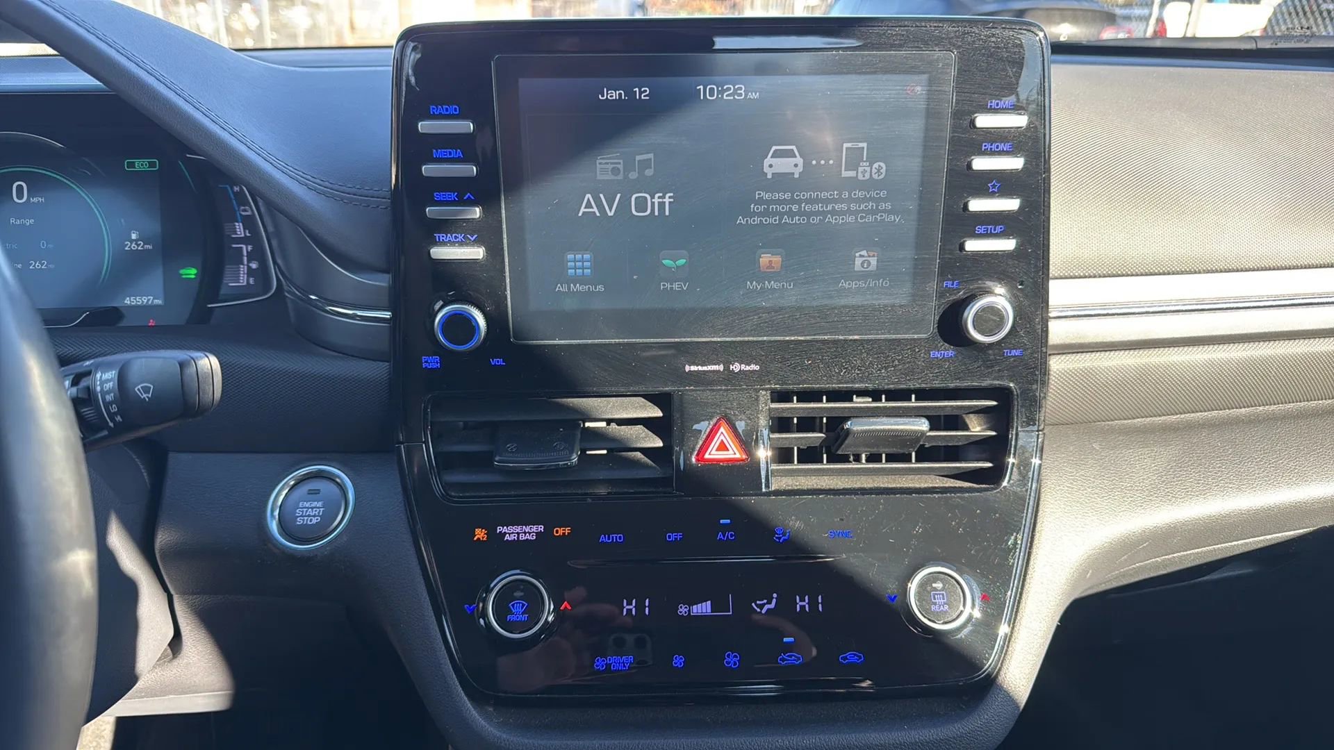 Used 2020 Hyundai Ioniq SEL image 18