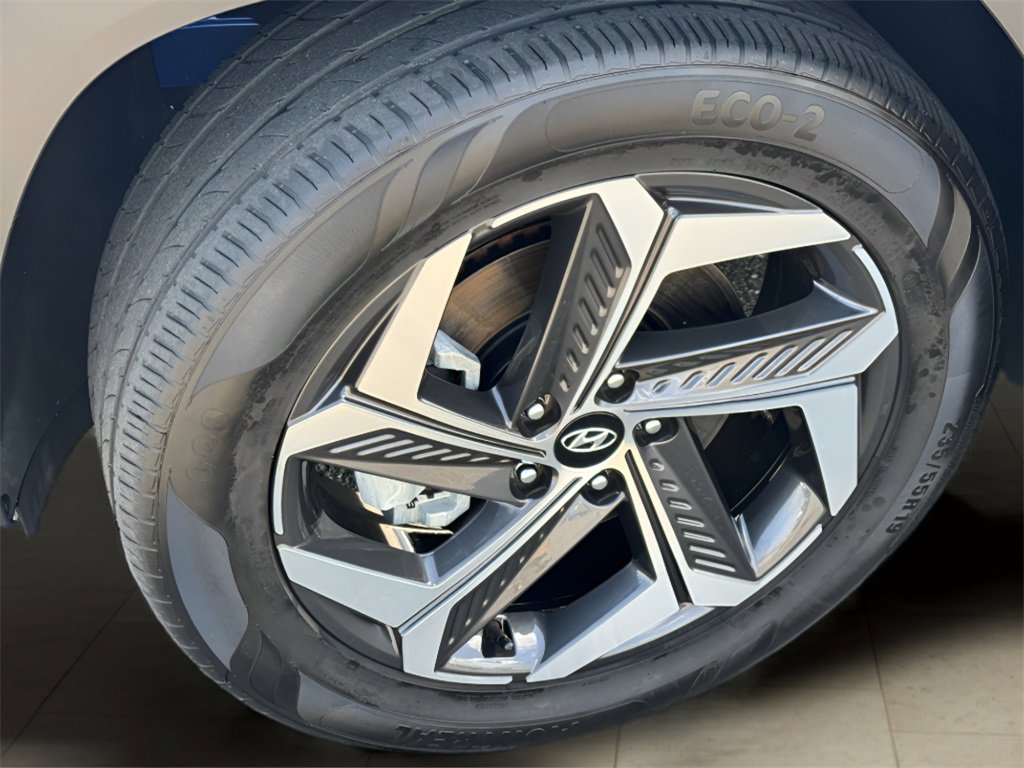 Used 2024 Hyundai Tucson Limited image 22