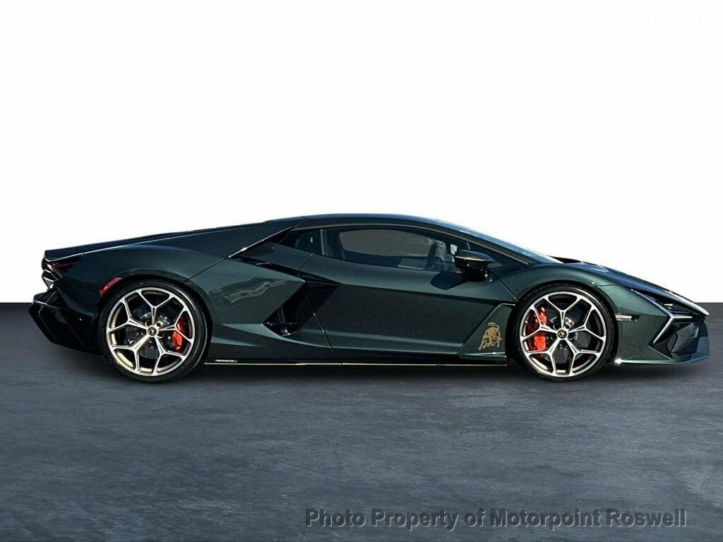 Used 2024 Lamborghini Revuelto AWD/4WD image 9