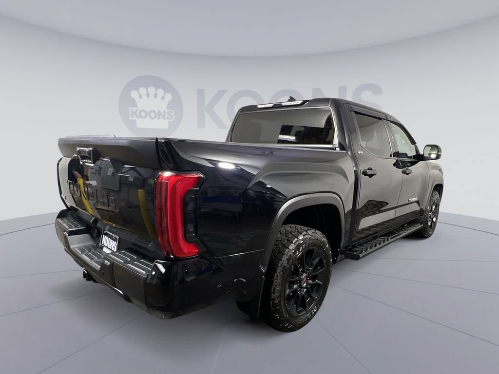 Used 2022 Toyota Tundra SR5 AWD/4WD image 11