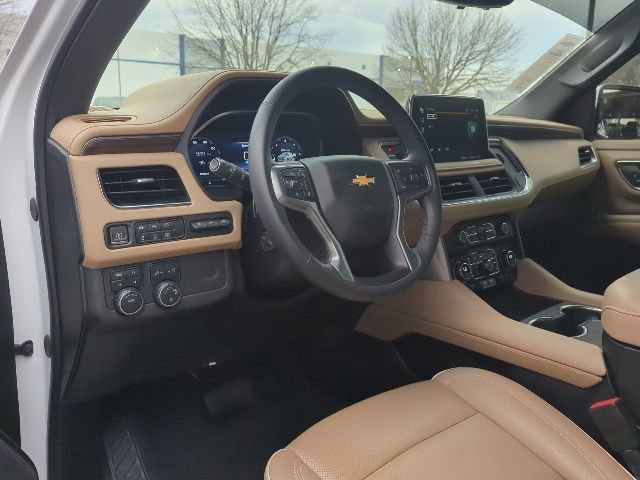 Used 2024 Chevrolet Tahoe Premier AWD/4WD image 4