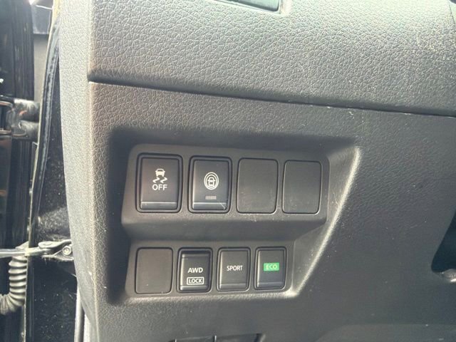 Used 2020 Nissan Rogue Sport SV AWD/4WD image 8