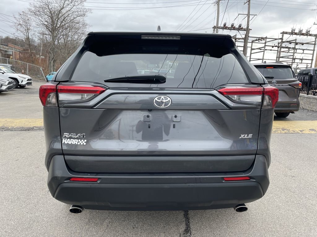 Used 2023 Toyota RAV4 XLE image 4