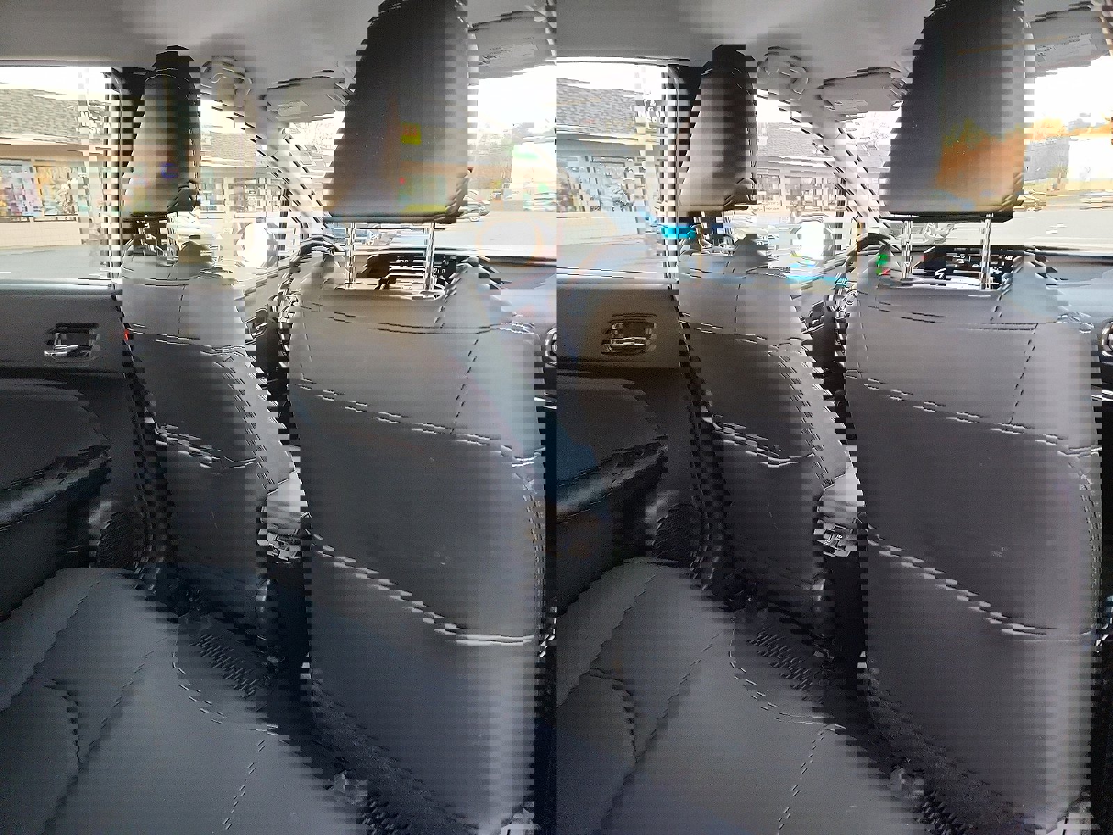 Used 2022 Toyota Prius Prime XLE image 29